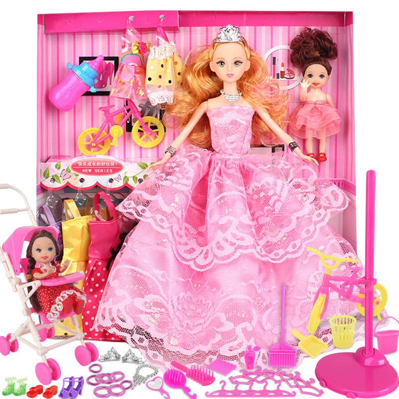 Creative Dress-Up Barbie Playset