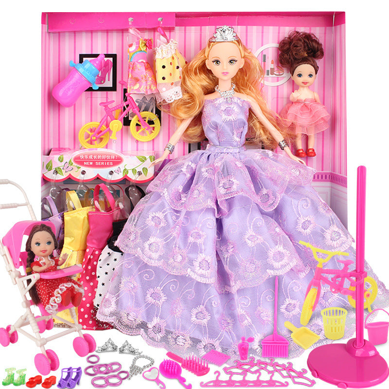 Creative Dress-Up Barbie Playset